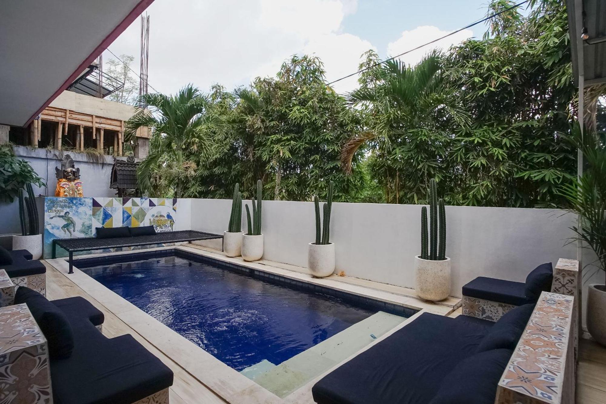 Margarita Surf Hostel Canggu Εξωτερικό φωτογραφία