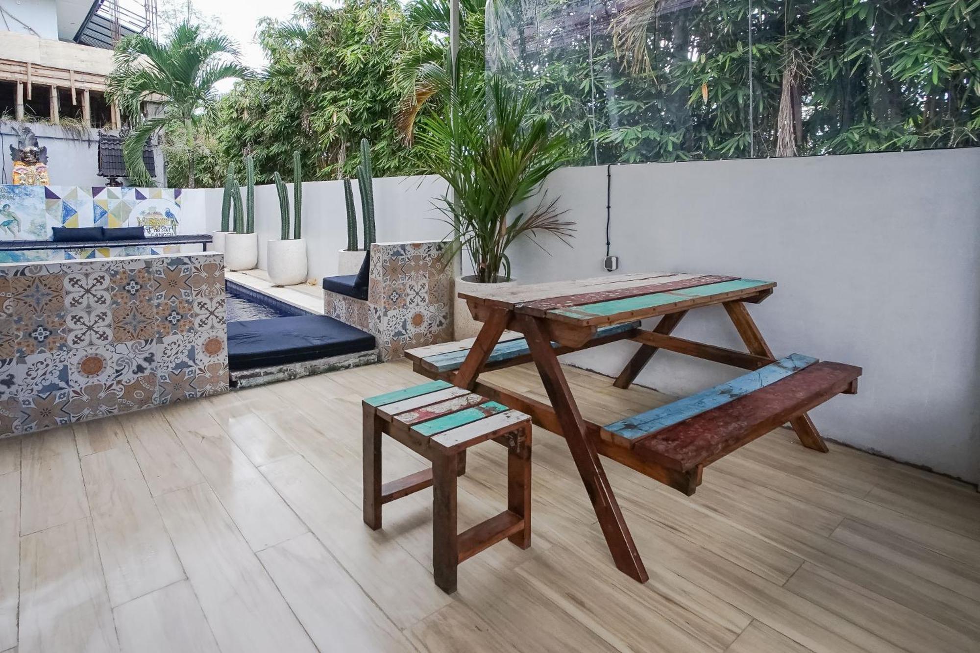 Margarita Surf Hostel Canggu Εξωτερικό φωτογραφία