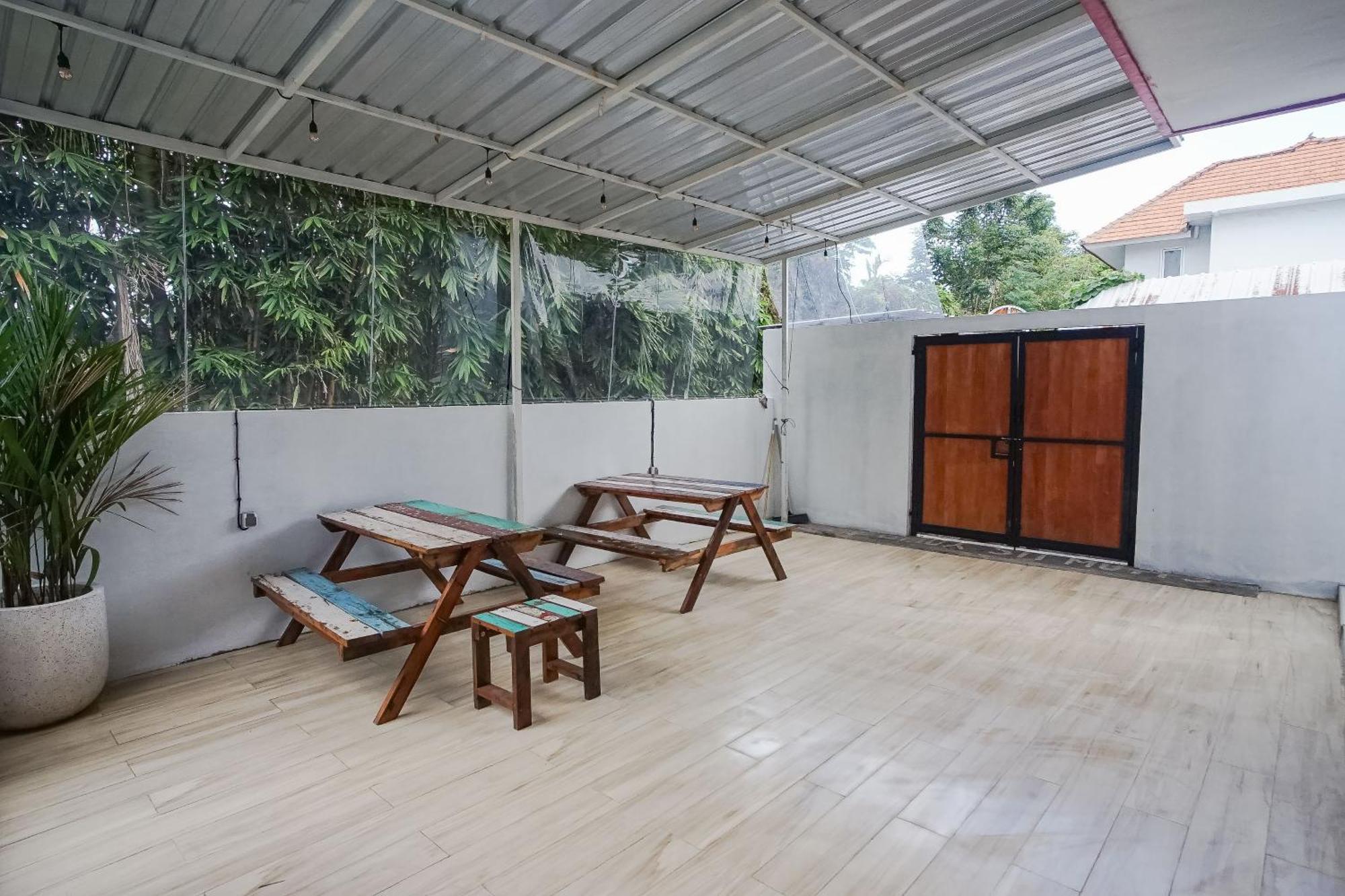 Margarita Surf Hostel Canggu Εξωτερικό φωτογραφία